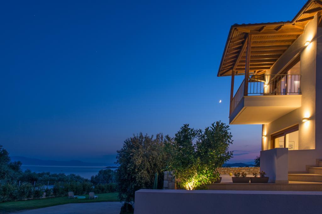 Villa Almira Luxury Apartments Уранополис Экстерьер фото